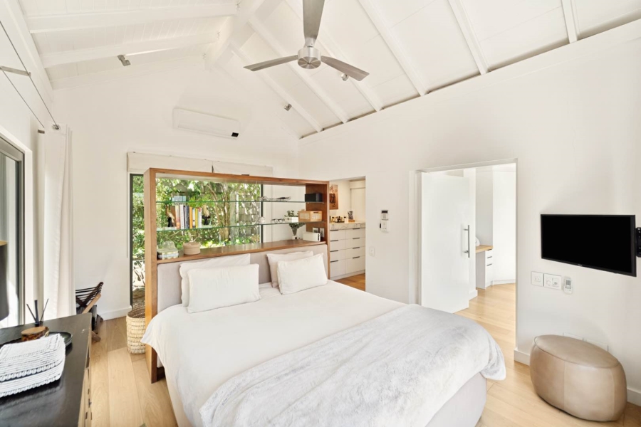 5 Bedroom Property for Sale in Camps Bay Western Cape